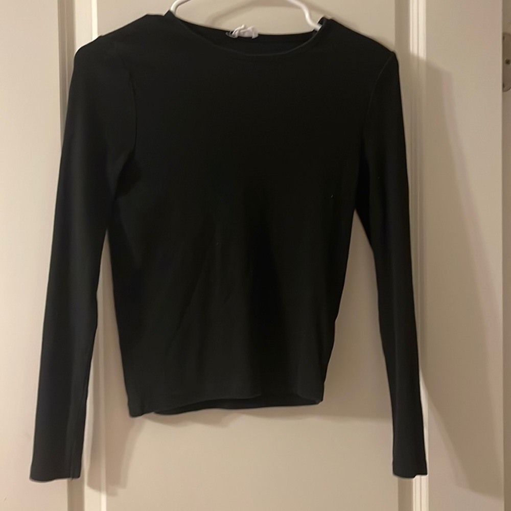 Long sleeve rib black top